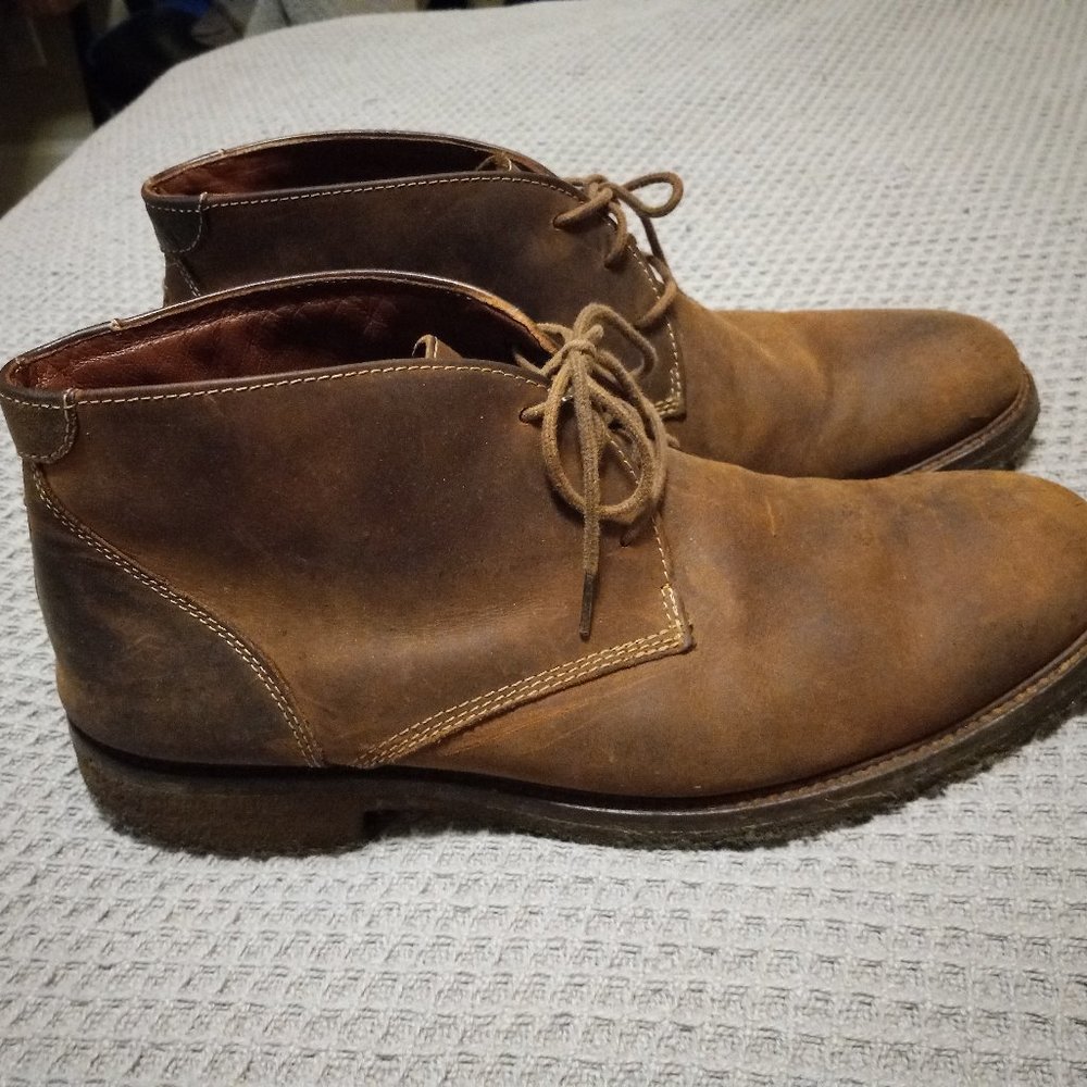 JOHNSTON and MURPHY brown leather boots M9.5
